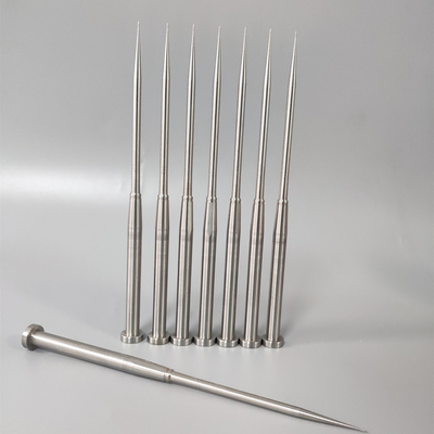 Composants en plastique médicaux de meulage cylindrique de moule de Pin With Heat Treatment For de noyau de moule de dureté de Bohler 56HRC