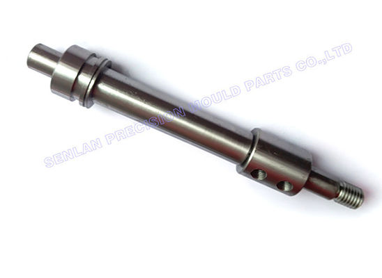 Des inserts de moules en plastique de précision.