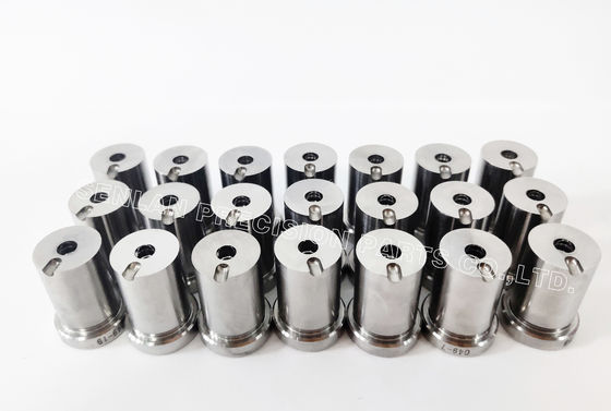 Des pièces de moule de haute précision.