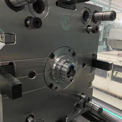 Moule médical plastique pour animaux de compagnie moule préformé à cavités multiples moulage par injection