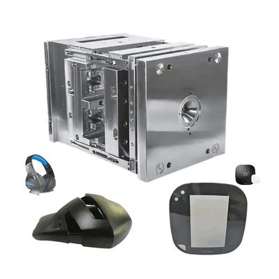 Étui pour téléphone portable et produit ménager.