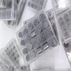 OPITZ Standard Injection Mould Partie Date Le code du timbre Le timbre thermique Date remplaçable