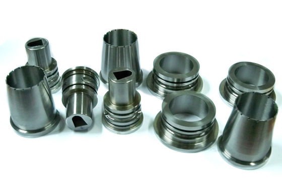 Le noyau de moule et les blocs de cavité à haute tolérance.