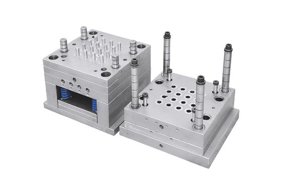 Moule médical plastique pour animaux de compagnie moule préformé à cavités multiples moulage par injection