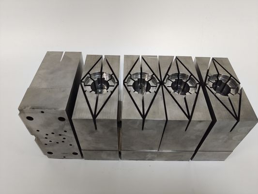 H13 (1.2344) Noyaux de moules de précision