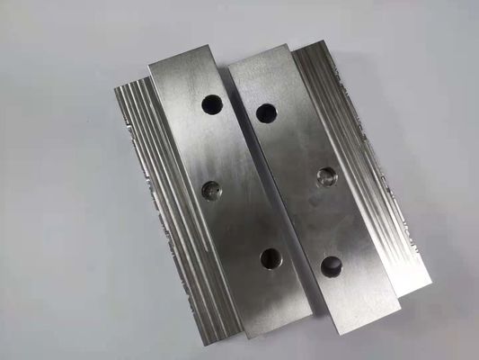 Le moulage par injection de moulage fait sur commande de précision de service moule faisant/pièce en plastique de moulage par injection