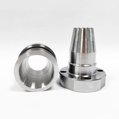 Des noyaux de moules tournés à la CNC personnalisés.