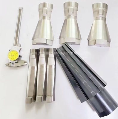 Partie de moule en plastique de précision SKD61 Matériau avec noyau pliable 48 ~ 54 HRC Dureté et traitement de surface poli