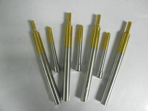 Pins de poinçonnage de carbure personnalisés revêtus de TiCN certifiés ISO:90001 pour les industries des moules métalliques et plastiques