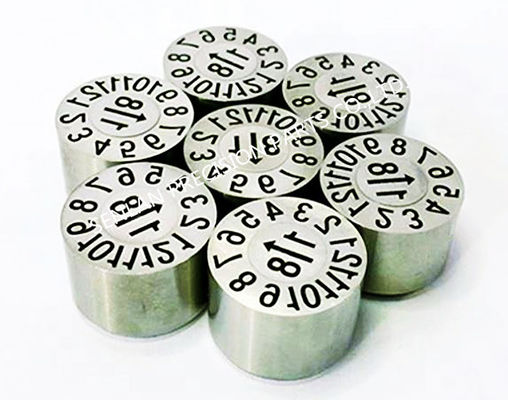 Tampon-date composant en plastique matériel standard d'insertion de datation de moulage par injection SUS420 de DEM